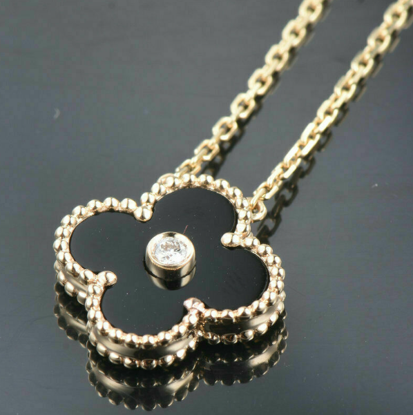 14k Gold Clover Necklace