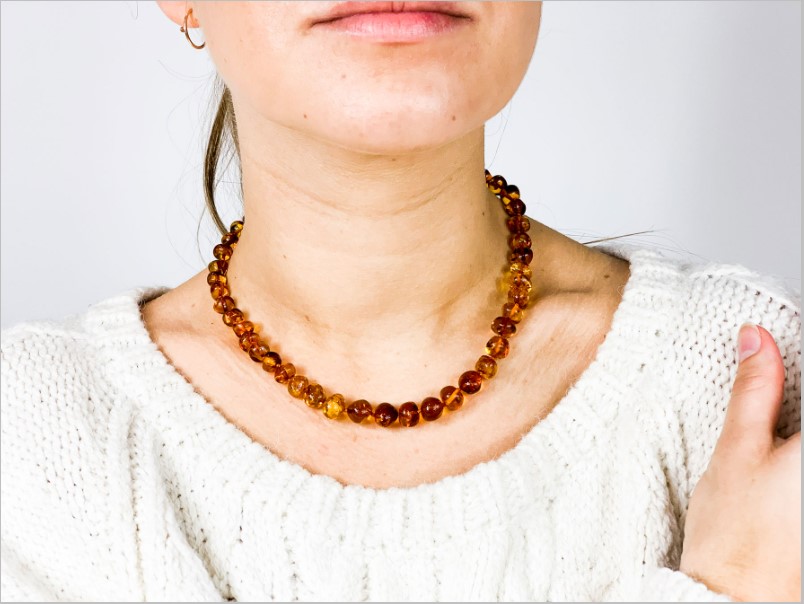 Amber Necklace Benefits