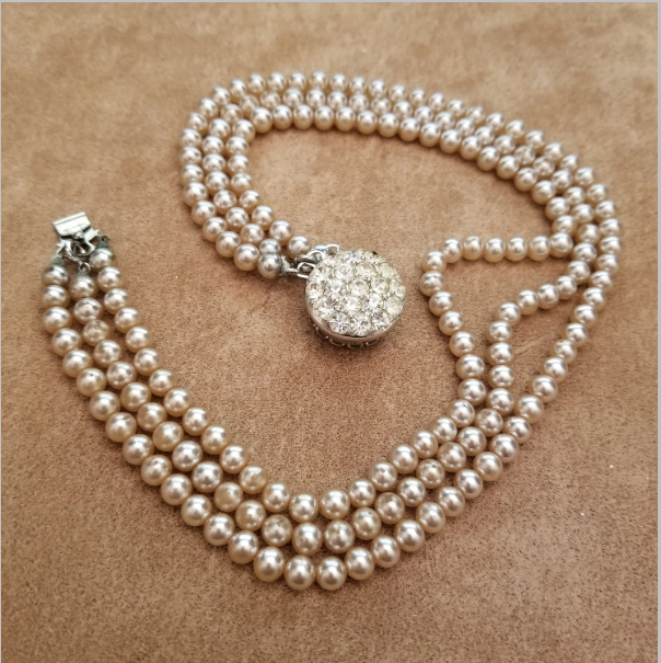 Vintage 3 Strand Pearl Necklace