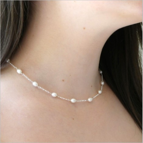 add a pearl necklace - featured image