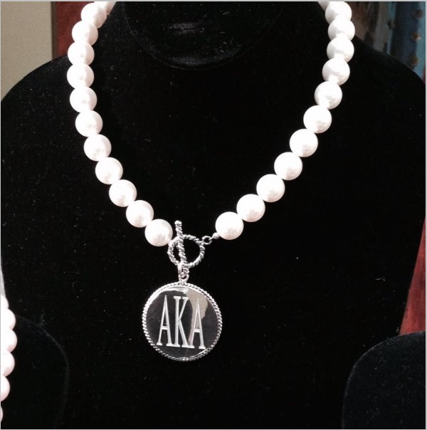 alpha kappa alpha necklace