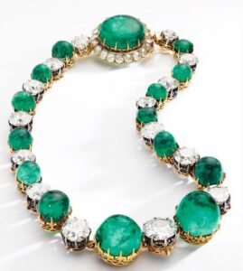 antique emerald necklace - featured image